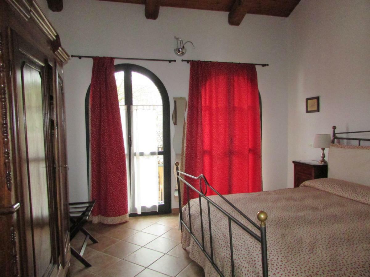 Agriturismo Cascina Barin Родди Экстерьер фото
